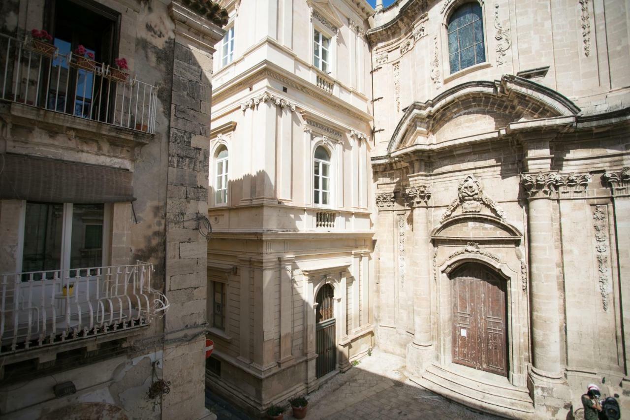 Ortigia Casa Fab Apartment Syracuse Bagian luar foto